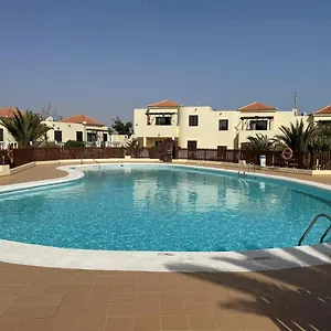 Teresita Deluxe With Pool Apartment