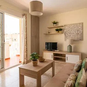 Lightbooking Arenas Apartment